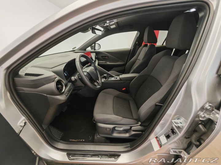 Toyota C-HR 1.8 Hybrid 4x2 Style 2024