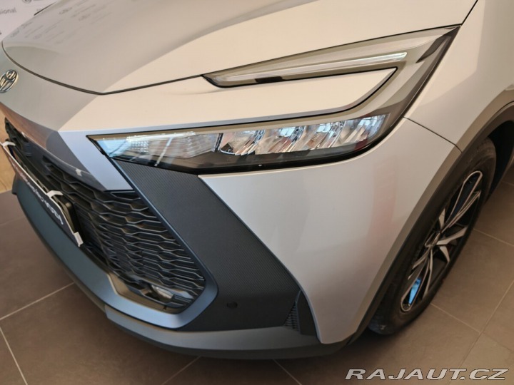 Toyota C-HR 1.8 Hybrid 4x2 Style 2024