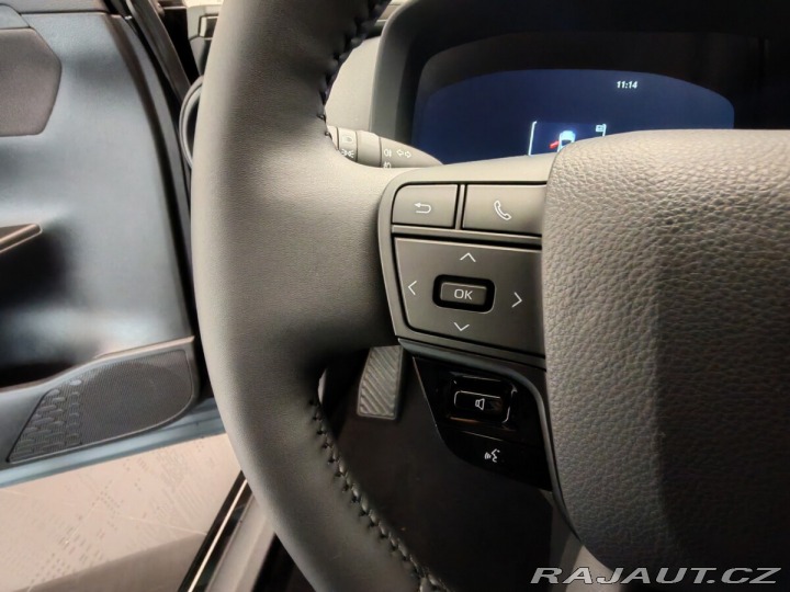 Toyota C-HR 2.0 Hybrid 135kW E-CVT St 2024