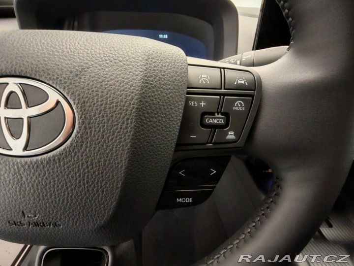 Toyota C-HR 2.0 Hybrid 135kW E-CVT St 2024