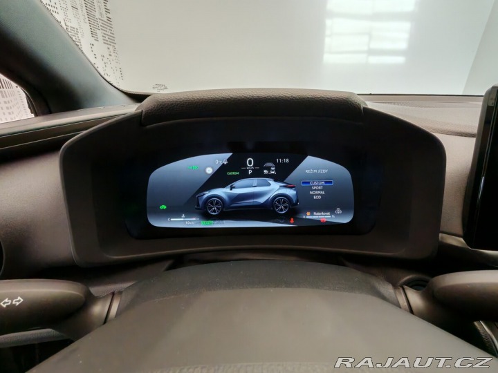 Toyota C-HR 2.0 Hybrid 135kW E-CVT St 2024