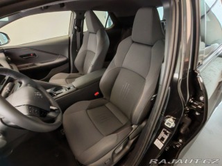 Toyota C-HR 2.0 Hybrid 135kW E-CVT St 2024