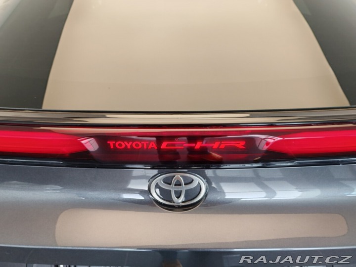 Toyota C-HR Style 2.0L HEV CVT 2024