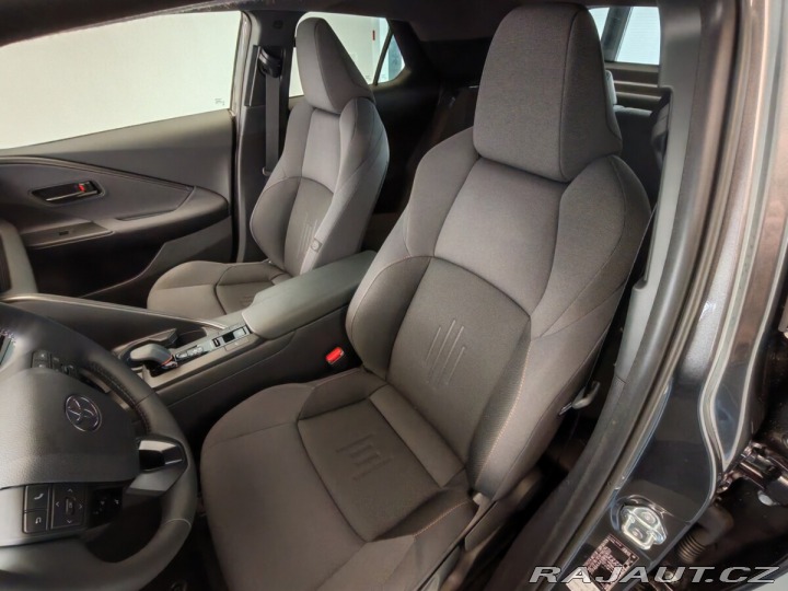 Toyota C-HR 2.0 Hybrid 4x2 Style 2024