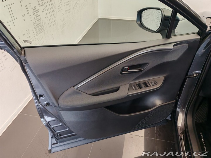 Toyota C-HR 2.0 Hybrid 4x2 Style 2024