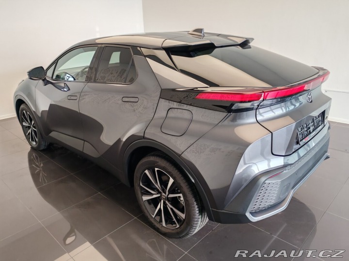 Toyota C-HR 2.0 Hybrid 4x2 Style 2024