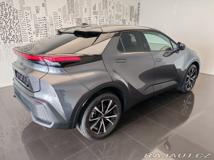 Toyota C-HR 2.0 Hybrid 4x2 Style 2024