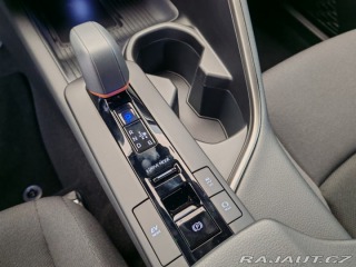 Toyota C-HR Style  2.0L HEV CVT 2024