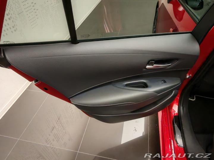 Toyota Corolla 1.8 Hybrid e-CVT Style To 2024