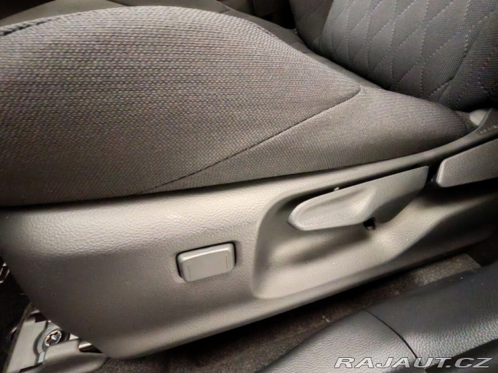 Toyota Corolla Cross 1.8 Hybrid eCVT FWD Style 2024