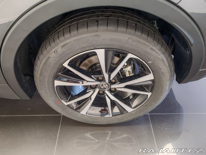 Toyota C-HR 2.0 Hybrid 4x4 Style 2023