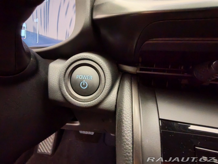Toyota C-HR 2.0 Hybrid 135kW E-CVT St 2023