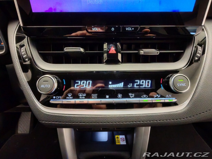 Toyota Corolla Cross 2.0 Hybrid (197 k) Style 2024