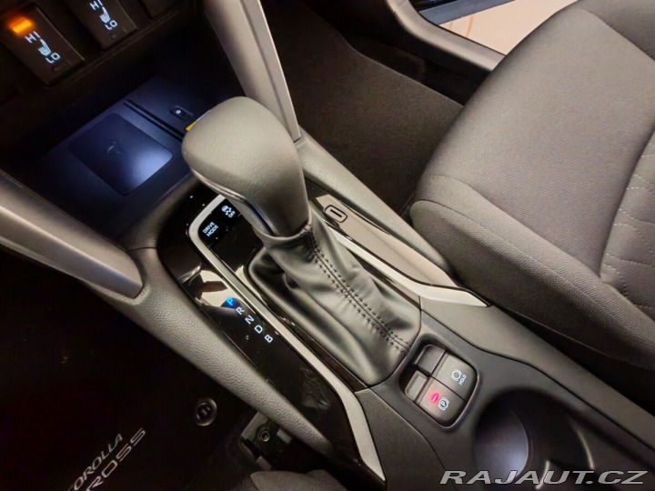 Toyota Corolla Cross 2.0 Hybrid (197 k) Style 2024