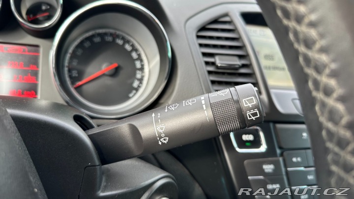 Opel Insignia 1.4 Turbo 103kW REZERVOVA 2011