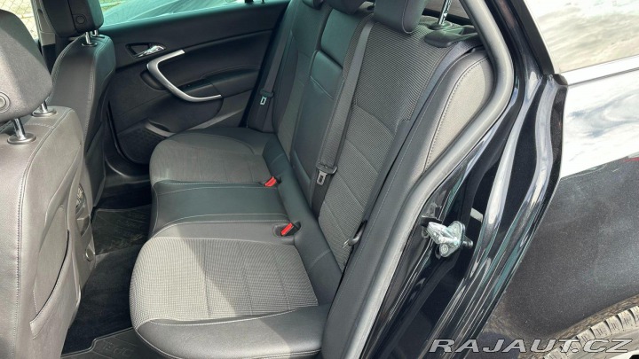 Opel Insignia 1.4 Turbo 103kW REZERVOVA 2011