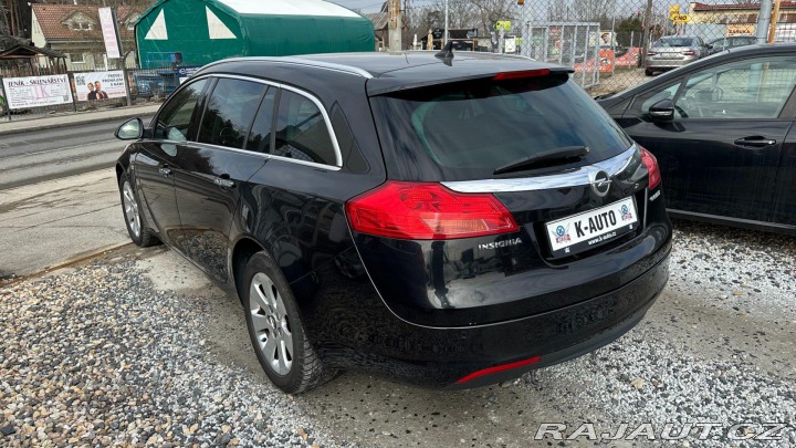 Opel Insignia 1.4 Turbo 103kW REZERVOVA 2011