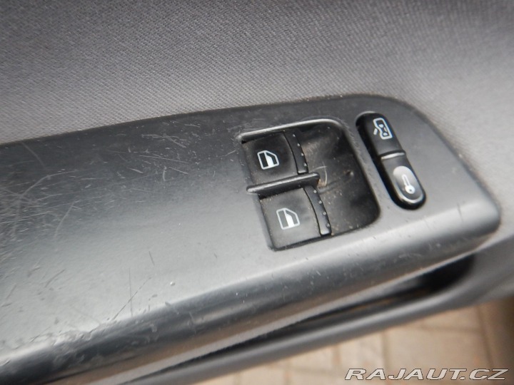 Škoda Octavia 1.6i, AC, PO ROZVODECH 2008