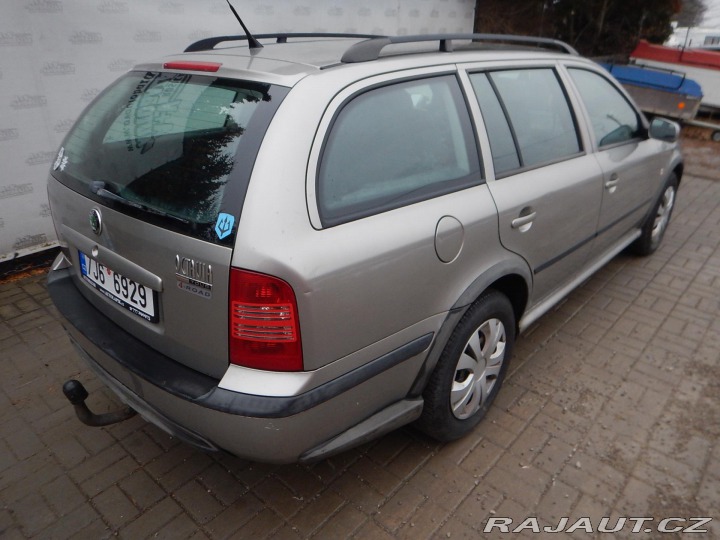 Škoda Octavia 1.6i, AC, PO ROZVODECH 2008