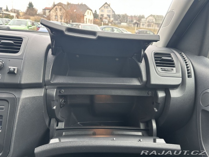Škoda Roomster 1,2TSI 77kW DSG FRESH TAŽ 2013