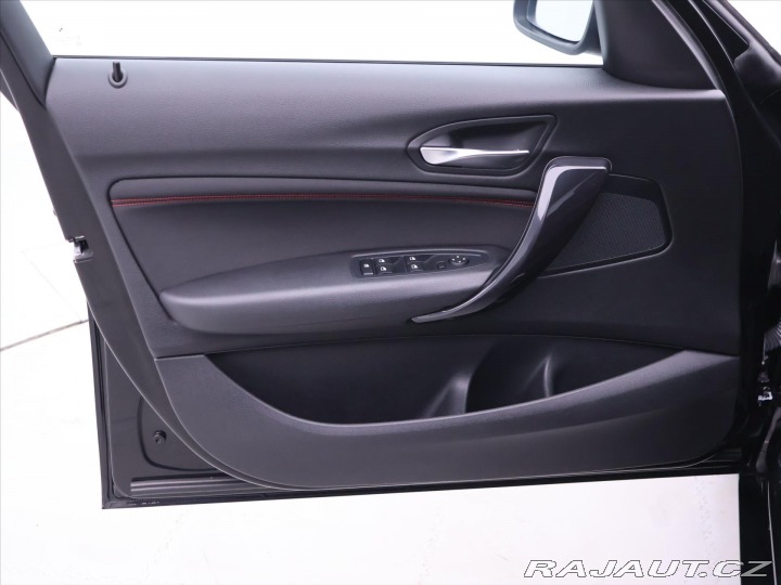 BMW 1 2,0 120d 135KW Sport Xeno 2012