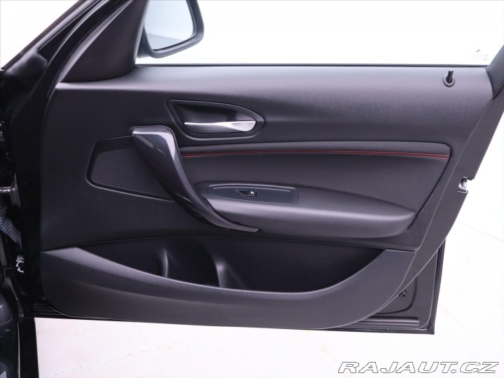 BMW 1 2,0 120d 135KW Sport Xeno 2012