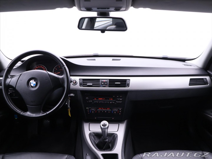 BMW 3 2,0 320i 110kw kůže tažné 2005
