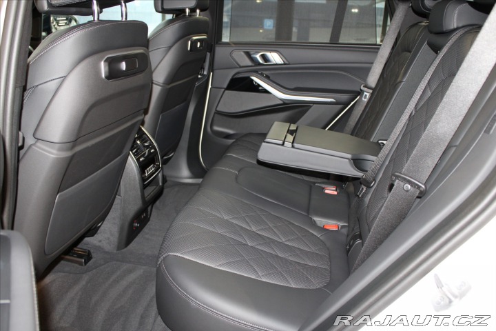 BMW X5 xDrive40i M Sport Pano / 2024