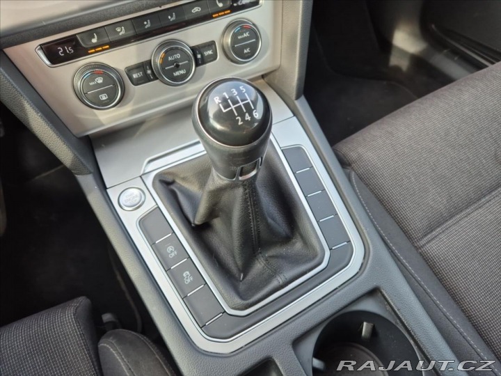 Volkswagen Passat 1,8 TSI Comfortline Varia 2016