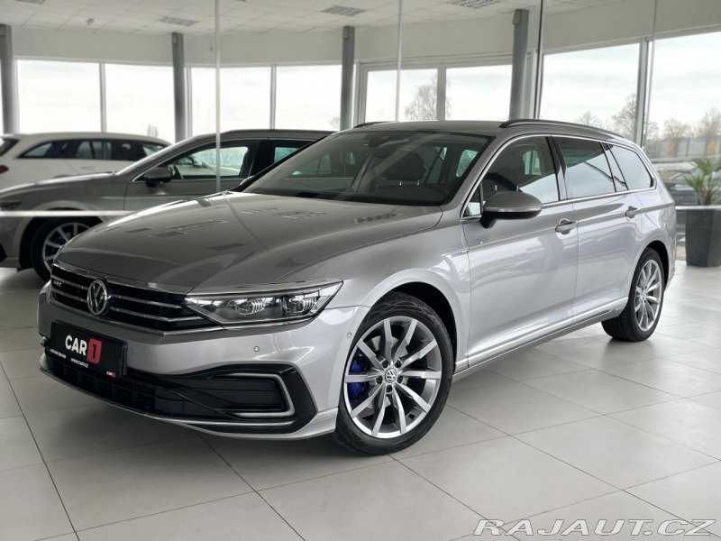 Volkswagen Passat GTE 160kW*MatrixLED*Masáž