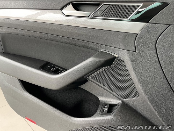 Volkswagen Passat GTE 160kW*MatrixLED*Masáž 2020