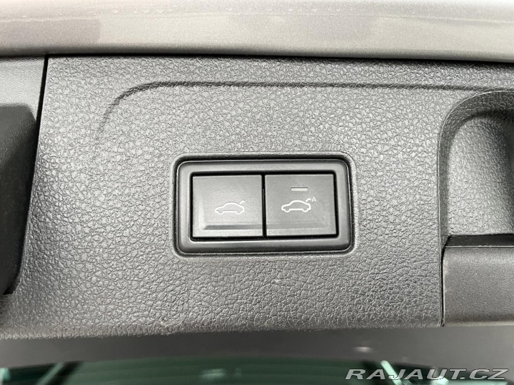 Volkswagen Passat GTE 160kW*MatrixLED*Masáž 2020