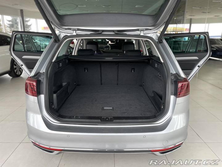 Volkswagen Passat GTE 160kW*MatrixLED*Masáž 2020