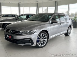 Volkswagen Passat GTE 160kW*MatrixLED*Masáž 2020