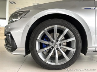 Volkswagen Passat GTE 160kW*MatrixLED*Masáž 2020