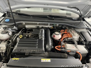 Volkswagen Passat GTE 160kW*MatrixLED*Masáž 2020