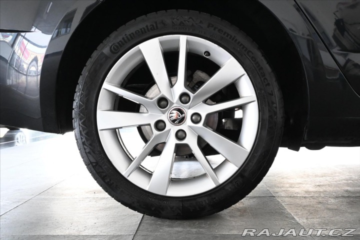 Škoda Octavia 1,6 TDI 85 kW DSG *STYLE* 2020