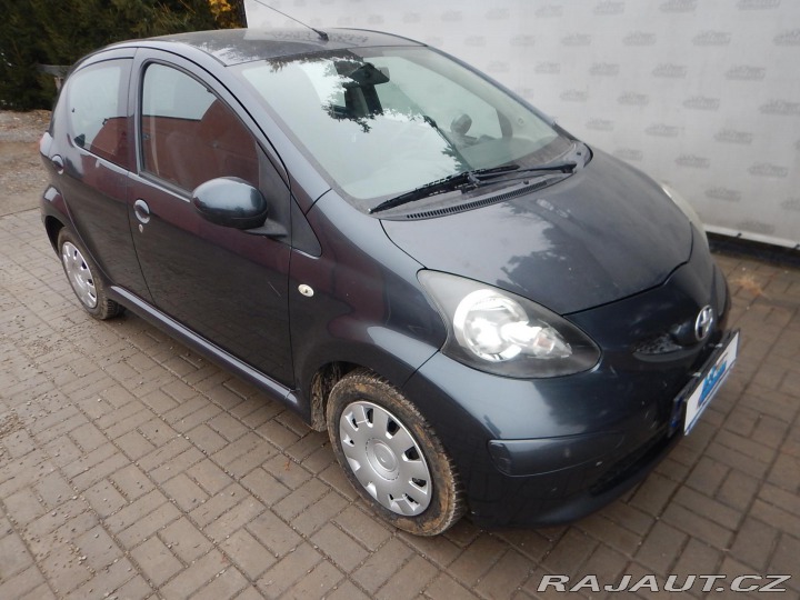 Toyota Aygo 1.0 VVT-i, KLIMA 2006