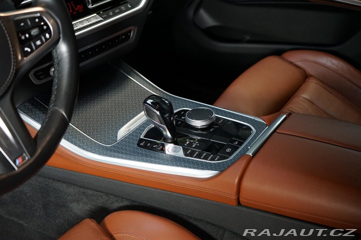 BMW X5 M50i 390kW H/K Tažné Záru 2021