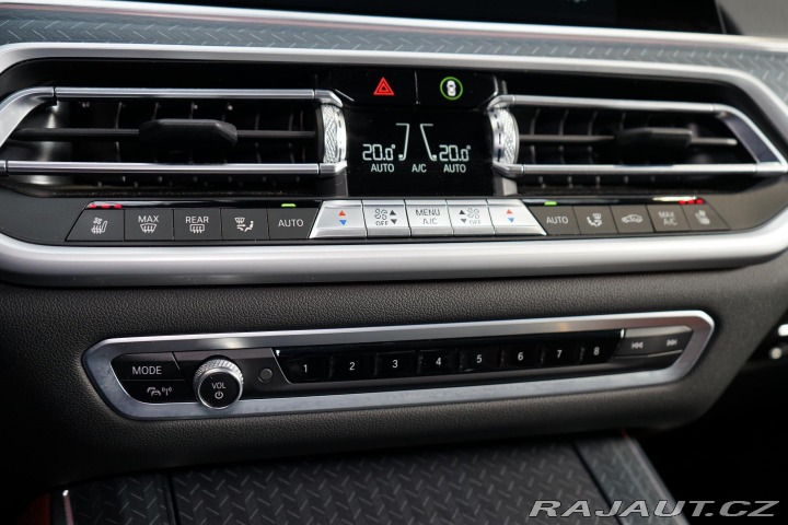 BMW X5 M50i 390kW H/K Tažné Záru 2021