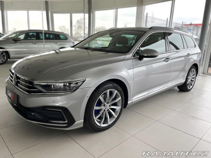 Volkswagen Passat Variant GTE 160kW*MatrixL 2020