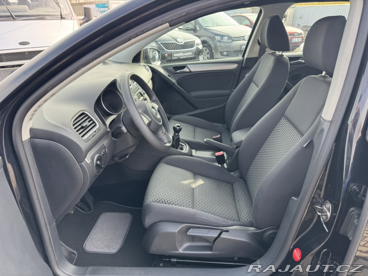 Volkswagen Golf 1,2 TSI 63 KW STK SK KM 2011
