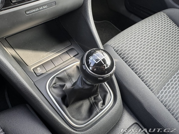 Volkswagen Golf 1,2 TSI 63 KW STK SK KM 2011