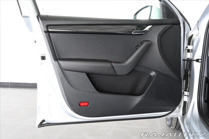 Škoda Octavia 2,0 TDi 110kW DSG *Style* 2020