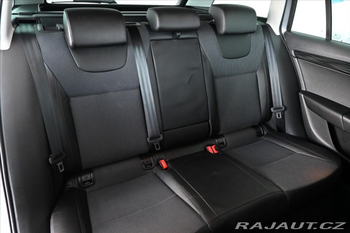 Škoda Octavia 2,0 TDi 110kW DSG *Style* 2020
