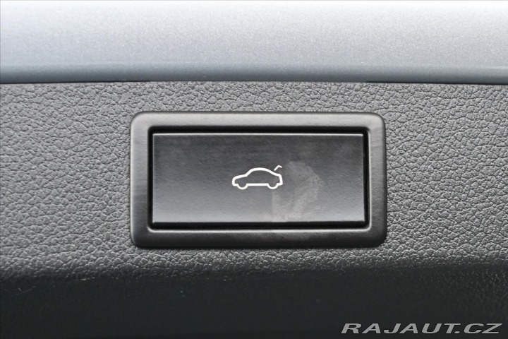 Škoda Octavia 2,0 TDi 110kW DSG *Style* 2020