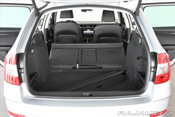 Škoda Octavia 2,0 TDi 110kW DSG *Style* 2020