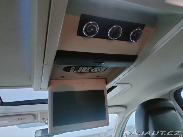 Chrysler Town & Country 2012