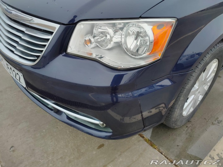 Chrysler Town & Country 2012