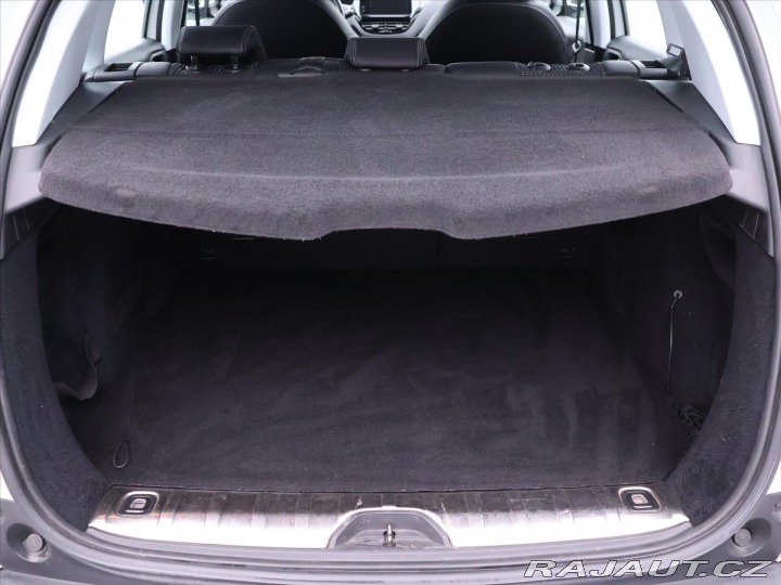 Peugeot 2008 1,2 VTi Allure Kůže Tempo 2017